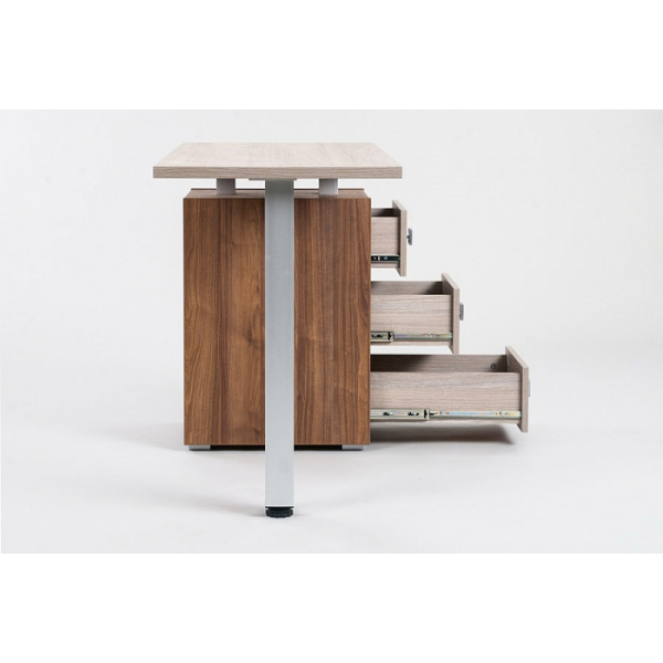 Маникюрный стол "Remix"